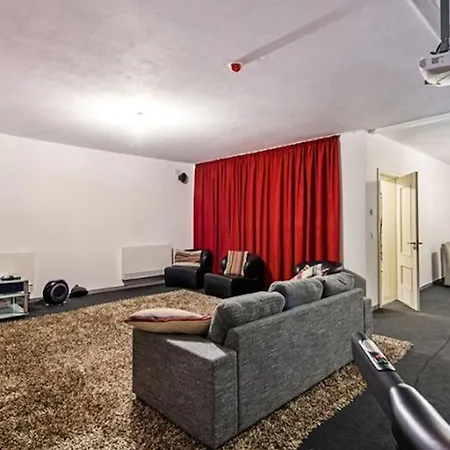 Pureza Elegant And Luxurious 6 Bedroom With Cinema Games And 2 Pools 빌라
