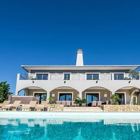 Pureza Elegant And Luxurious 6 Bedroom With Cinema Games And 2 Pools Villa Portimão