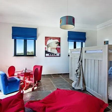 Villa Pureza Elegant And Luxurious 6 Bedroom With Cinema Games And 2 Pools