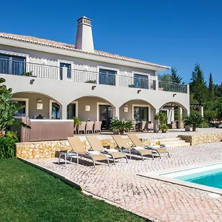 Villa Pureza Elegant And Luxurious 6 Bedroom With Cinema Games And 2 Pools *