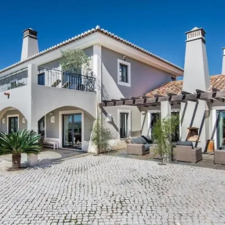 Villa Pureza Elegant And Luxurious 6 Bedroom With Cinema Games And 2 Pools *