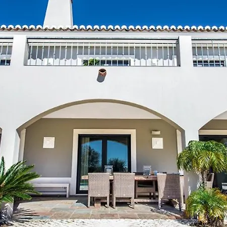 Villa Pureza Elegant And Luxurious 6 Bedroom With Cinema Games And 2 Pools *