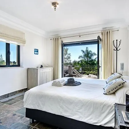 Villa Pureza Elegant And Luxurious 6 Bedroom With Cinema Games And 2 Pools *